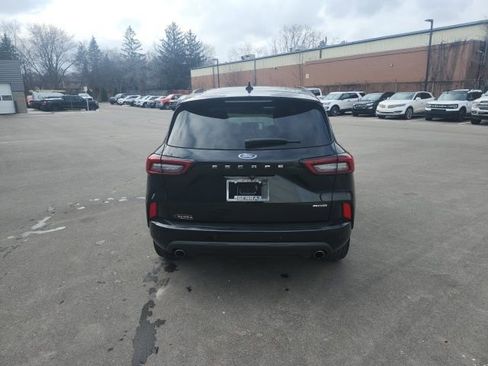 Certified 2023 Ford Escape ST-Line Select w/ Tech Pack #2 AWD/4WD image 6