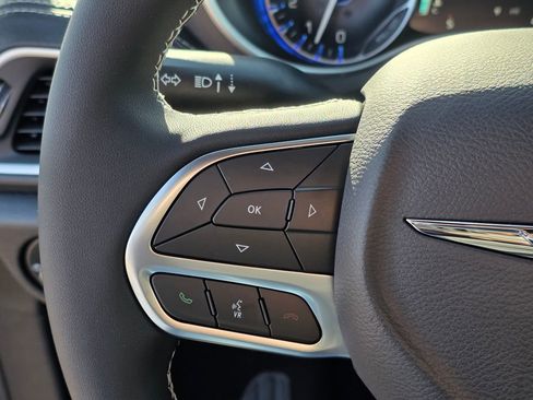 New 2026 Chrysler Pacifica Select image 15