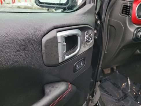 Used 2023 Jeep Wrangler Unlimited Rubicon w/ LED Lighting Group image 18