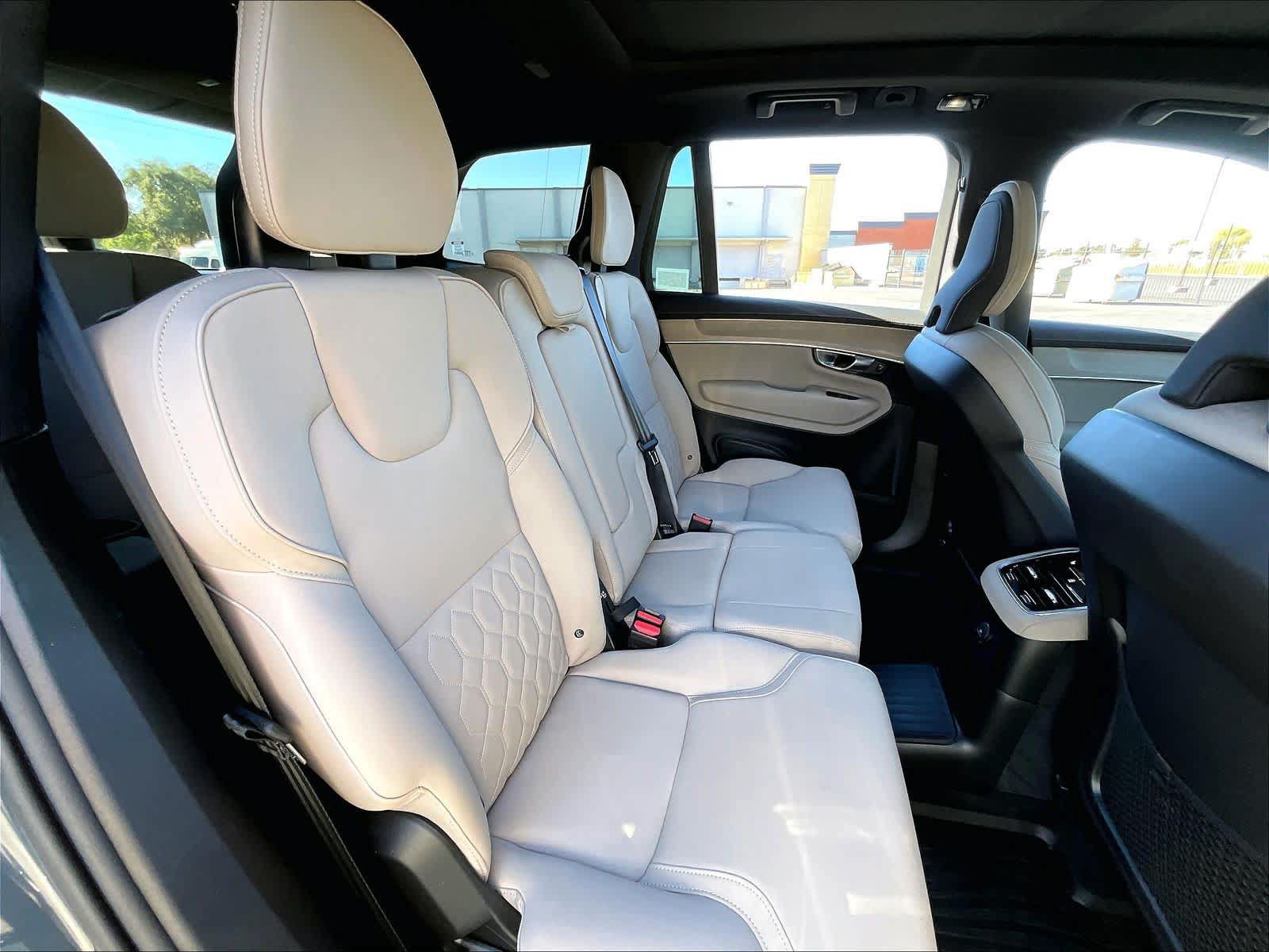 Used 2026 Volvo XC90 T8 Plus w/ Protection Package Premier AWD/4WD image 31