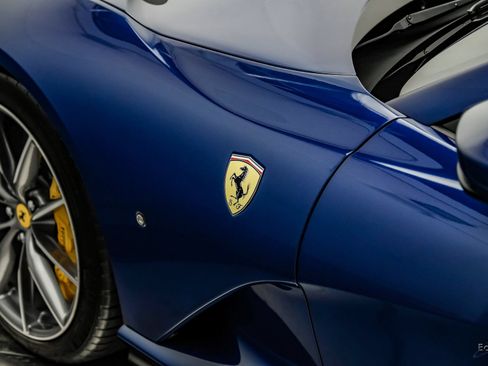 Used 2022 Ferrari 812 GTS RWD image 42