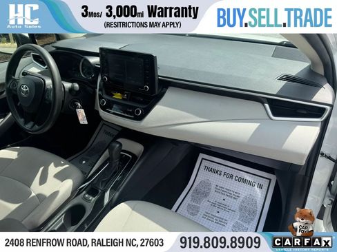 Used 2022 Toyota Corolla LE FWD image 22