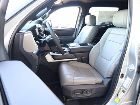 New 2026 Toyota Tundra SR5 image 8