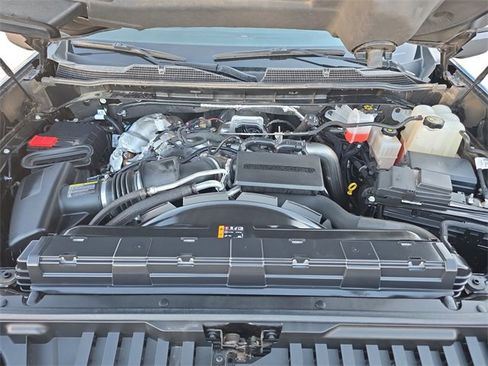 Used 2024 Chevrolet Silverado 2500 LTZ w/ LTZ Plus Package image 20