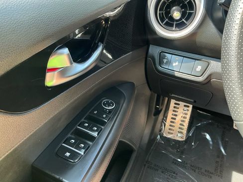Used 2023 Kia Forte GT FWD image 16