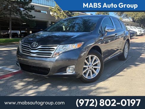 Used 2011 Toyota Venza image 1
