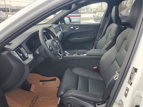 New 2026 Volvo XC60 B5 Ultra w/ Protection Package Premier AWD/4WD image 14