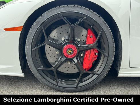 Used 2023 Lamborghini Huracan EVO image 8