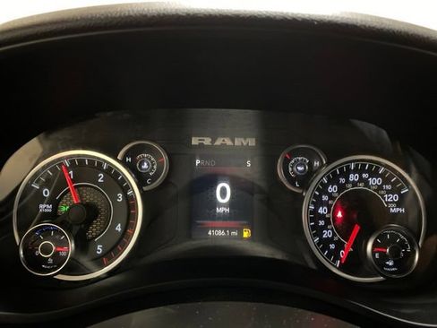 Used 2024 RAM 2500 Big Horn w/ Off Road Package AWD/4WD image 9