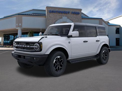 New 2026 Ford Bronco Outer Banks AWD/4WD image 1
