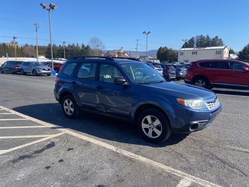 Used 2013 Subaru Forester 2.5X w/ Alloy Wheel Pkg image 8