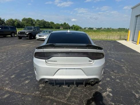 Used 2020 Dodge Charger R/T w/ Blacktop Package RWD image 6