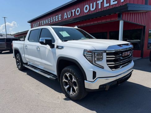 Used 2023 GMC Sierra 1500 SLT w/ SLT Premium Package AWD/4WD image 1