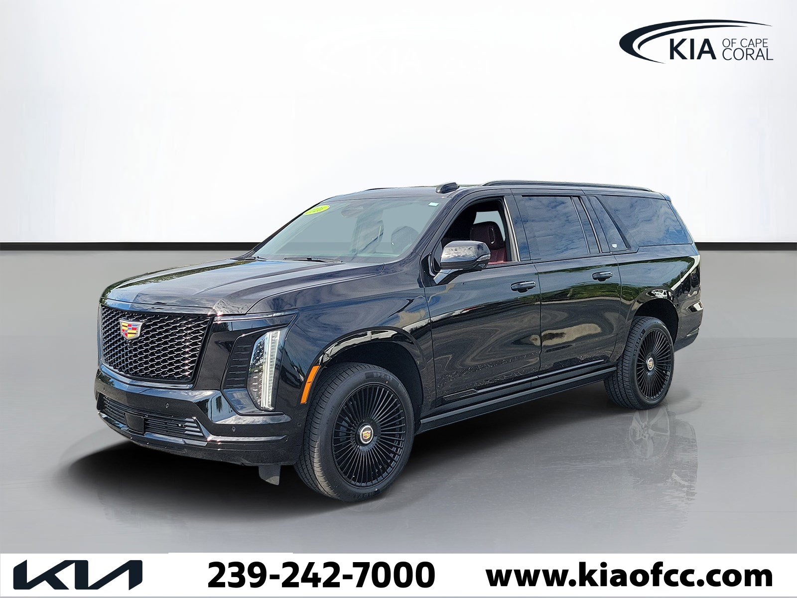 Used 2026 Cadillac Escalade ESV Sport AWD/4WD image 3