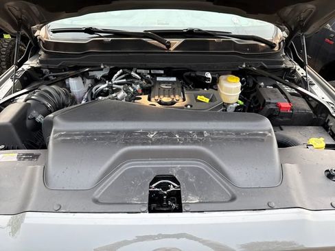 New 2026 RAM 3500 Limited AWD/4WD image 29