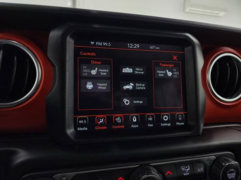 Used 2021 Jeep Wrangler Unlimited Rubicon image 40