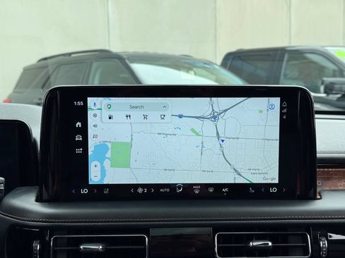 Used 2025 Lincoln Aviator Black Label AWD/4WD image 22