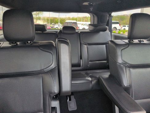 New 2026 Ford Expedition Max Platinum AWD/4WD image 11