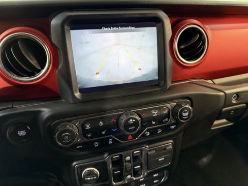 Used 2020 Jeep Wrangler Unlimited Rubicon image 18