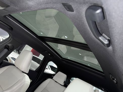 New 2026 BMW X1 xDrive28i w/ Convenience Package image 23