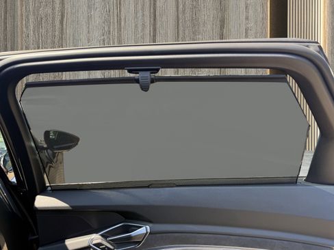 Used 2019 Audi e-tron Prestige w/ Prestige Package image 46