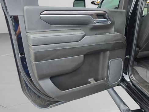 Used 2024 Chevrolet Silverado 2500 LTZ w/ LTZ Plus Package AWD/4WD image 21