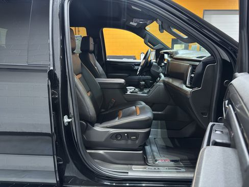 Used 2025 GMC Sierra 1500 AT4 w/ AT4 Premium Package image 22