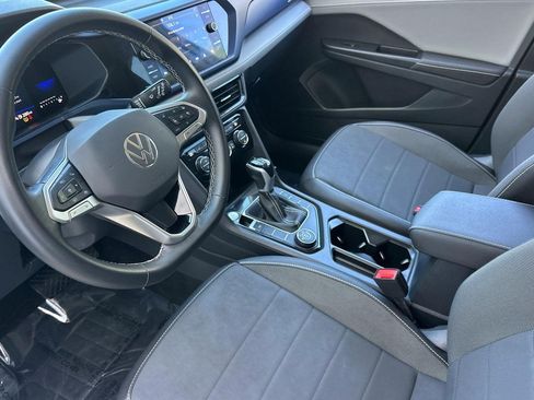 Used 2024 Volkswagen Taos SE w/ Black Wheel Plus Package AWD/4WD image 4