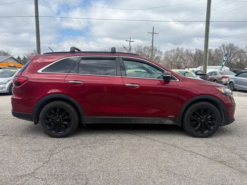 Used 2019 Kia Sorento S image 3