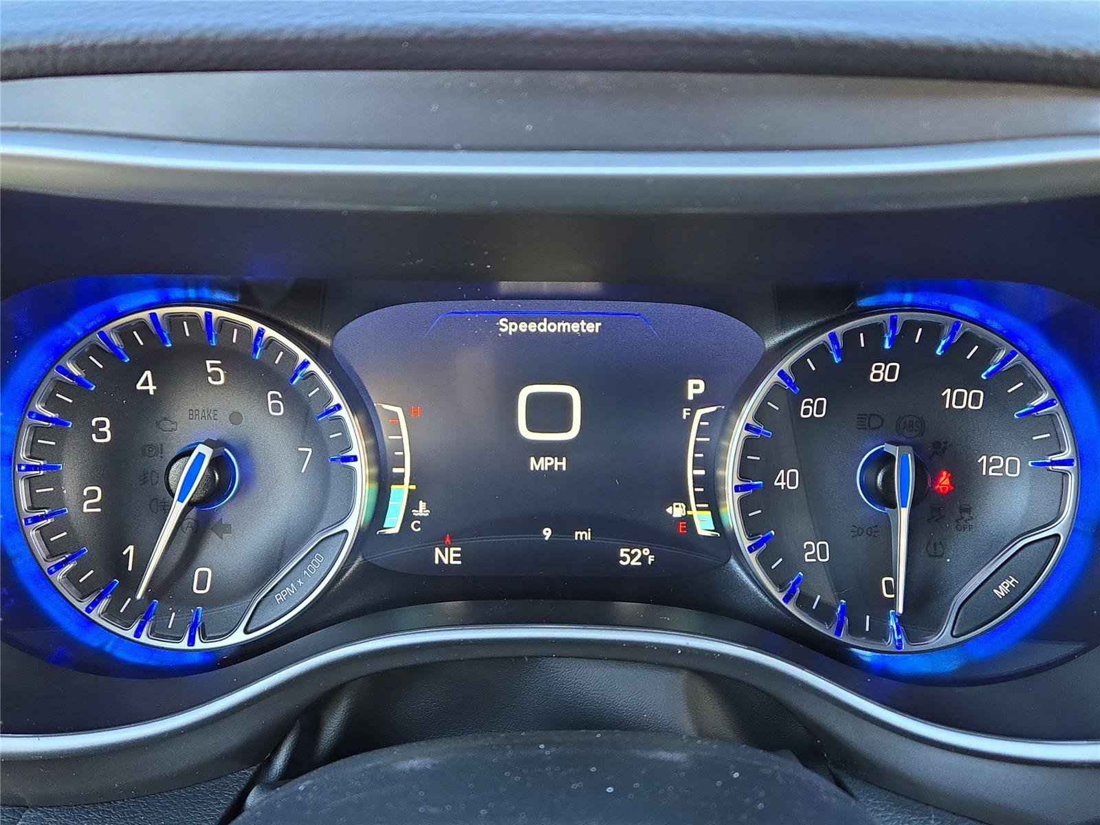New 2026 Chrysler Pacifica Select w/ S Appearance Package FWD image 25