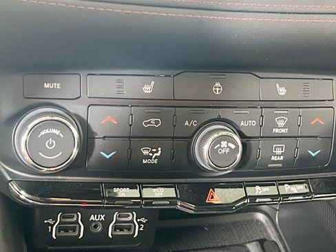 Used 2022 Dodge Durango R/T w/ Trailer Tow Group IV AWD/4WD image 20