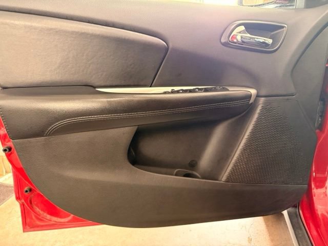 Used 2017 Dodge Journey SE FWD image 8
