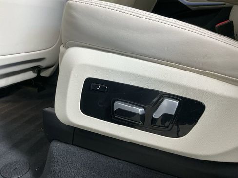 Certified 2024 BMW X7 xDrive40i image 25