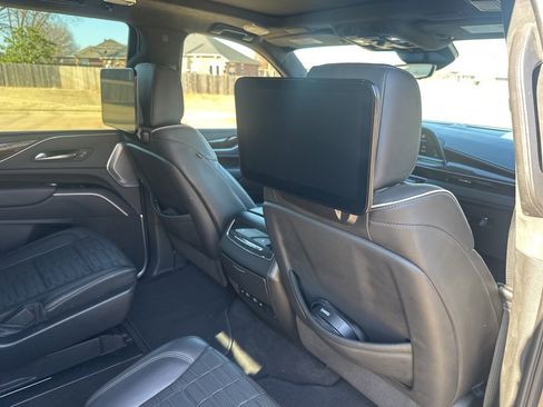 Certified 2023 Cadillac Escalade Sport Platinum image 52