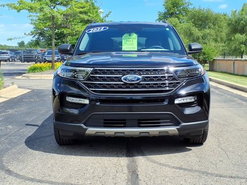 Certified 2024 Ford Explorer XLT w/ Equipment Group 202A AWD/4WD image 2