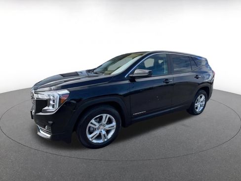 Used 2024 GMC Terrain SLE FWD image 7