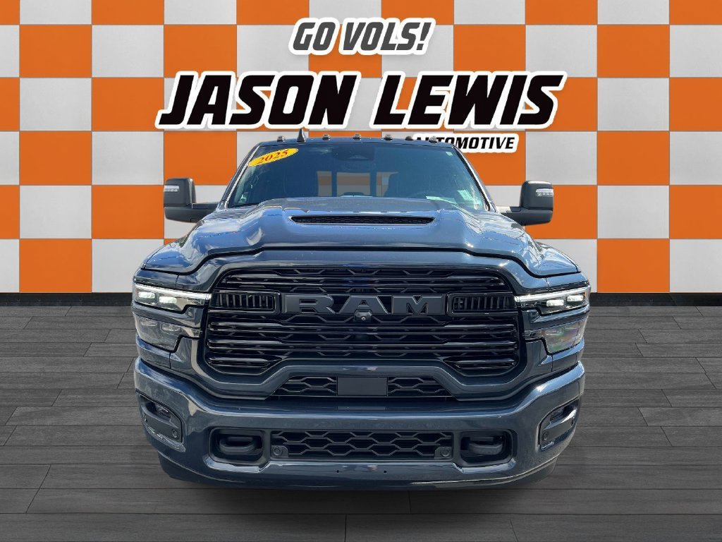 Used 2025 RAM 2500 Laramie AWD/4WD image 8