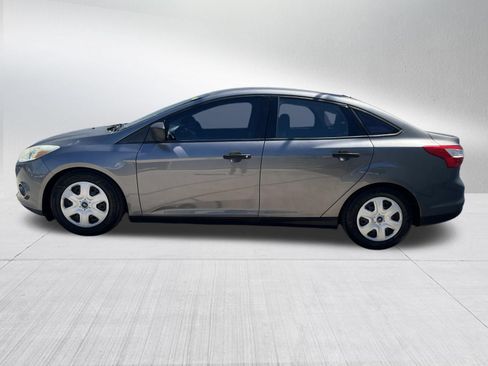Used 2014 Ford Focus S FWD image 4