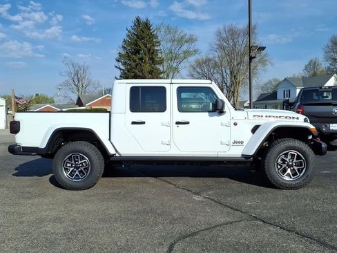 New 2026 Jeep Gladiator Rubicon w/ Steel Power Dome Hood Package image 8