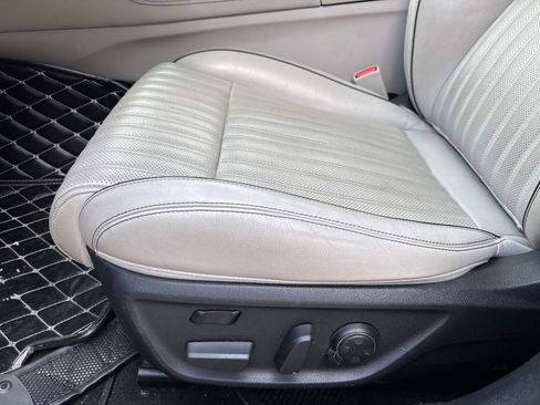 Used 2019 Genesis G70 3.3T Advanced w/ Elite Package image 18