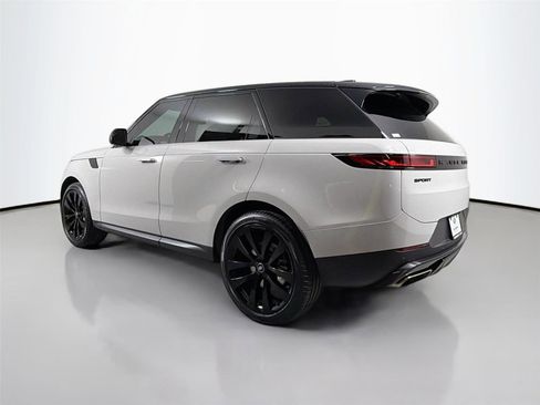Certified 2024 Land Rover Range Rover Sport SE image 8