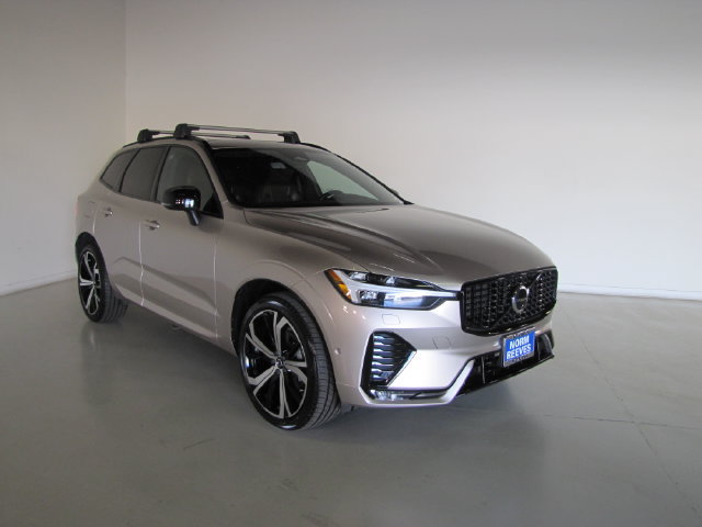 Used 2023 Volvo XC60 B5 Ultimate FWD image 26