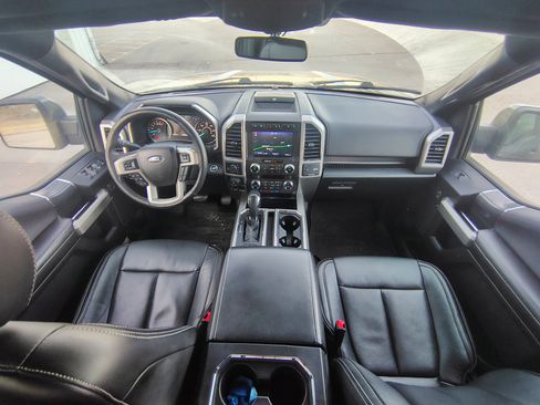 Used 2020 Ford F150 Lariat w/ Equipment Group 502A Luxury image 2