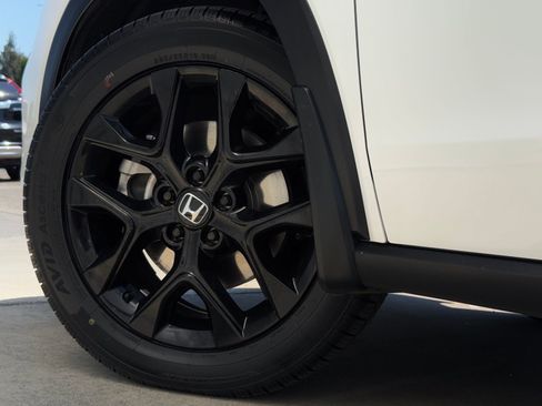 Certified 2024 Honda HR-V Sport image 26
