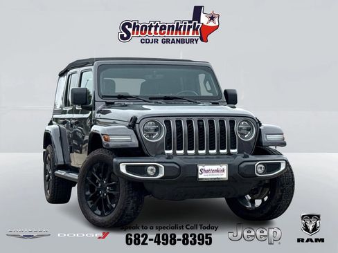 Used 2021 Jeep Wrangler Unlimited Sahara w/ Cold Weather Group AWD/4WD image 1