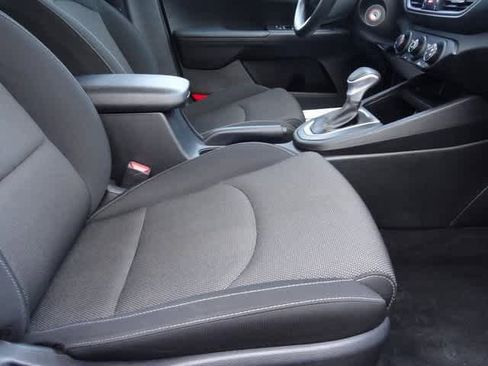 Used 2023 Kia Forte LXS image 21