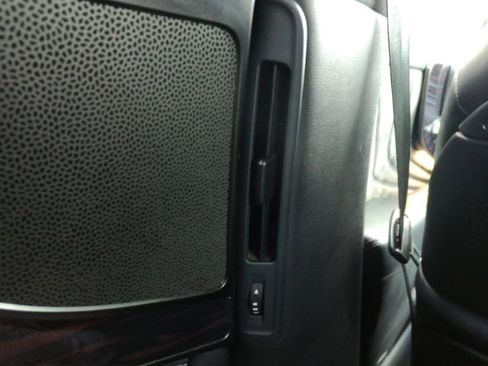 Used 2018 Lexus LS 500 w/ Interior Upgrade Package image 29