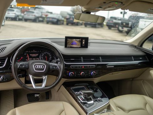 Used 2019 Audi Q7 3.0T Premium image 43