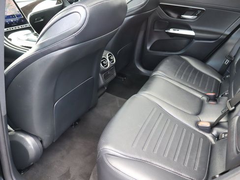 Used 2025 Mercedes-Benz GLC 350e 4MATIC w/ AMG Line image 24