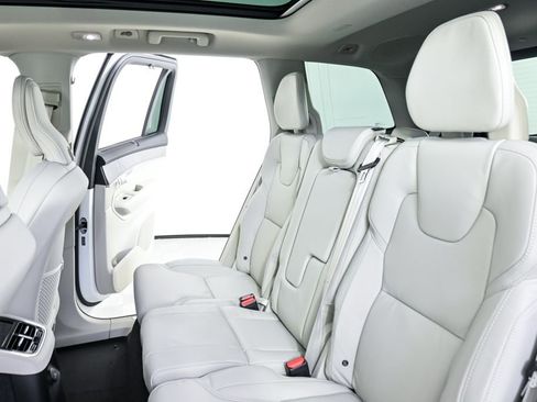 New 2026 Volvo XC90 T8 Ultra w/ Protection Package Premier AWD/4WD image 21